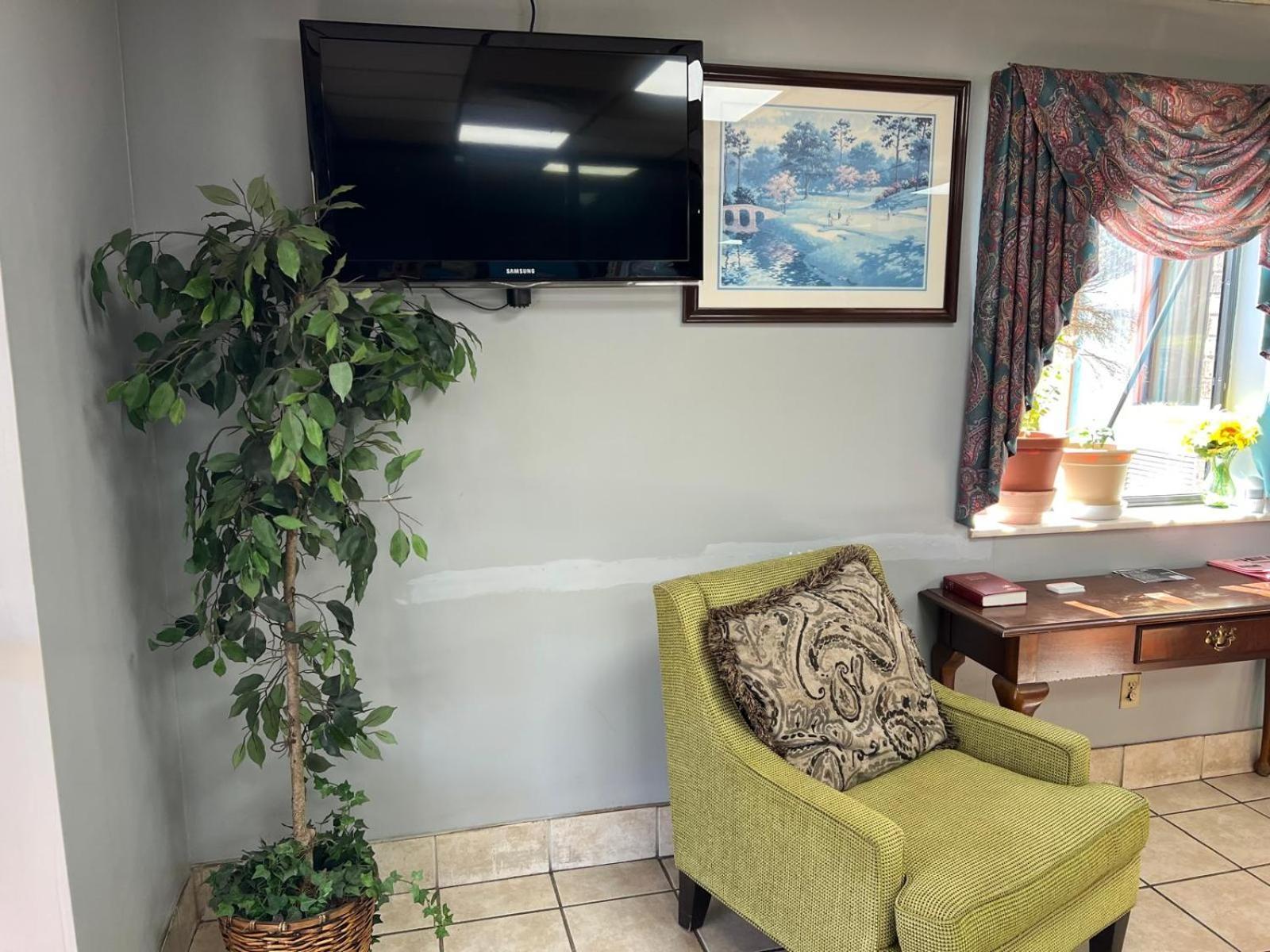 Quality Quarters Inn By Oyo Richmond Ky I-75 מראה חיצוני תמונה